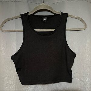 Cropped Black Tank